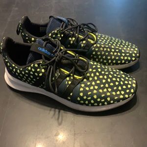 Mens adidas sneakers size 10